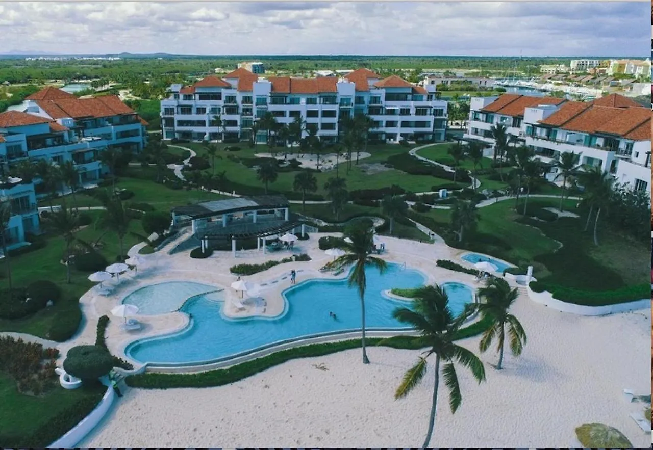 Beachfront Lux Condo With Private Terrace Punta Cana Lägenhet